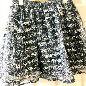 Blue Xhilaration Skirt. Size M.